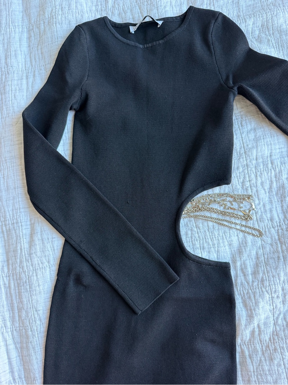 Zara Black Long-Sleeve Cutout Crop Top